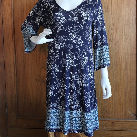 Blue patterned tunic blouse w/contrasting pattern - Picture 6 of 9